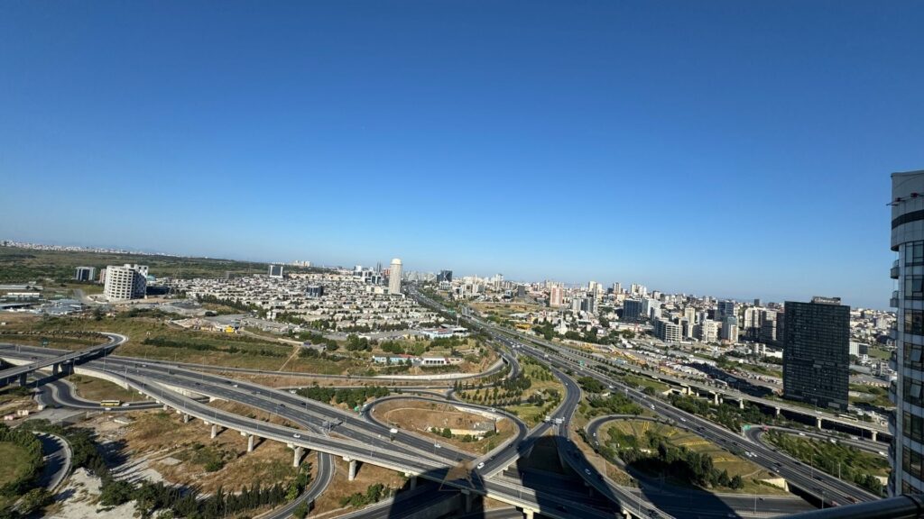 3,5+1 for sale in Mall Of İstanbul
